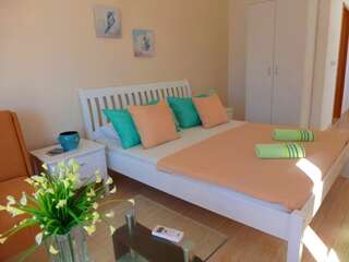 Апартаменты Apartments Lungo Mare Улцинь Номер-студио Делюкс с видом на море-8